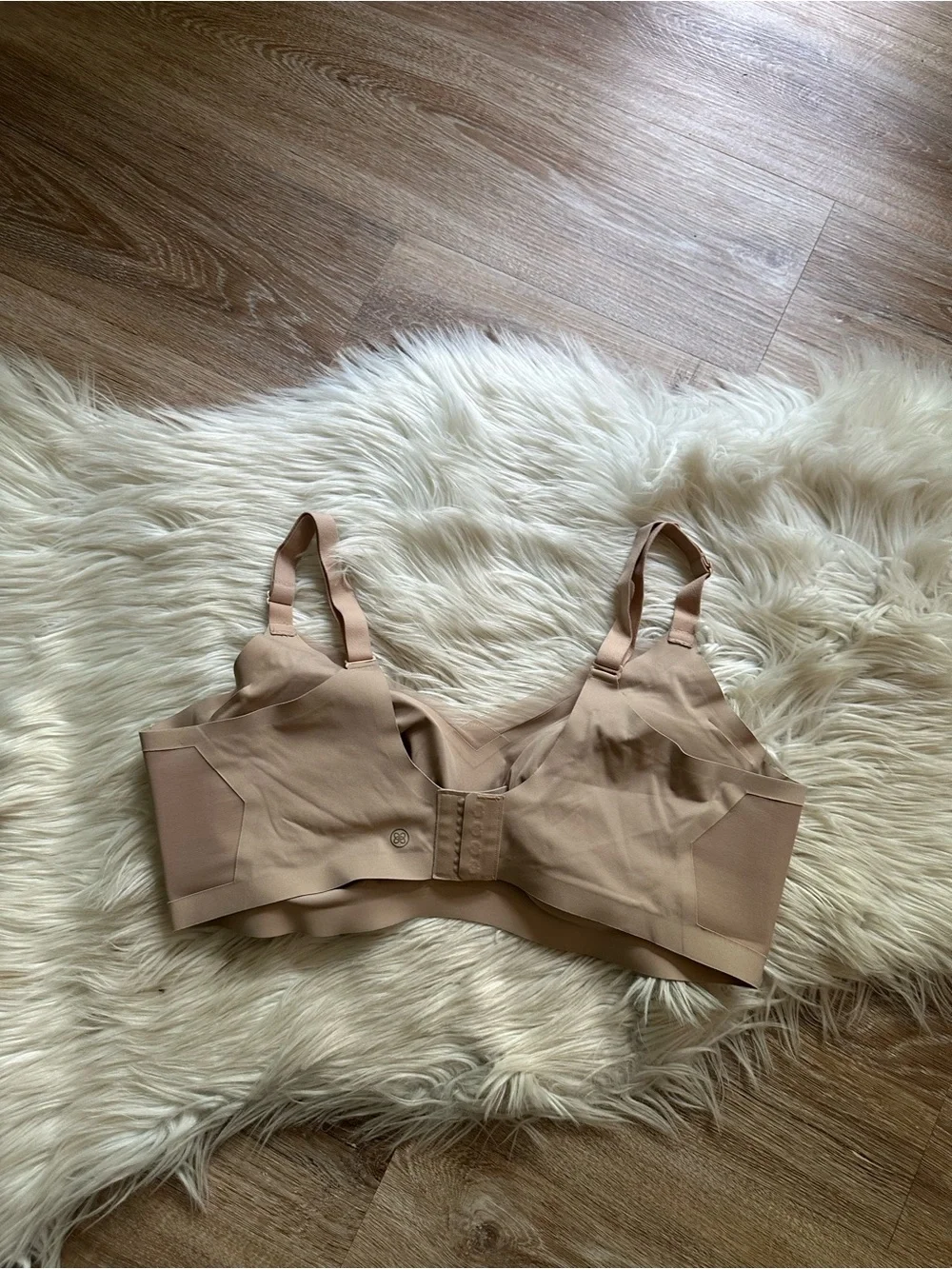HONEYLOVE CrossOver Bra In Sand